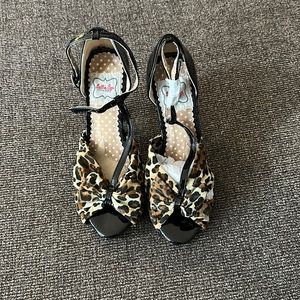 Bettie page heels